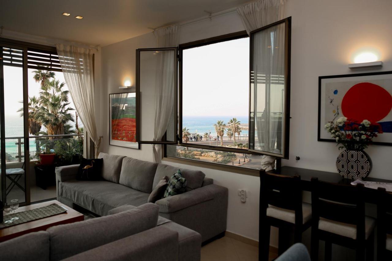 Sea View Apartment Prime Location On The Beach テル・アビブ エクステリア 写真